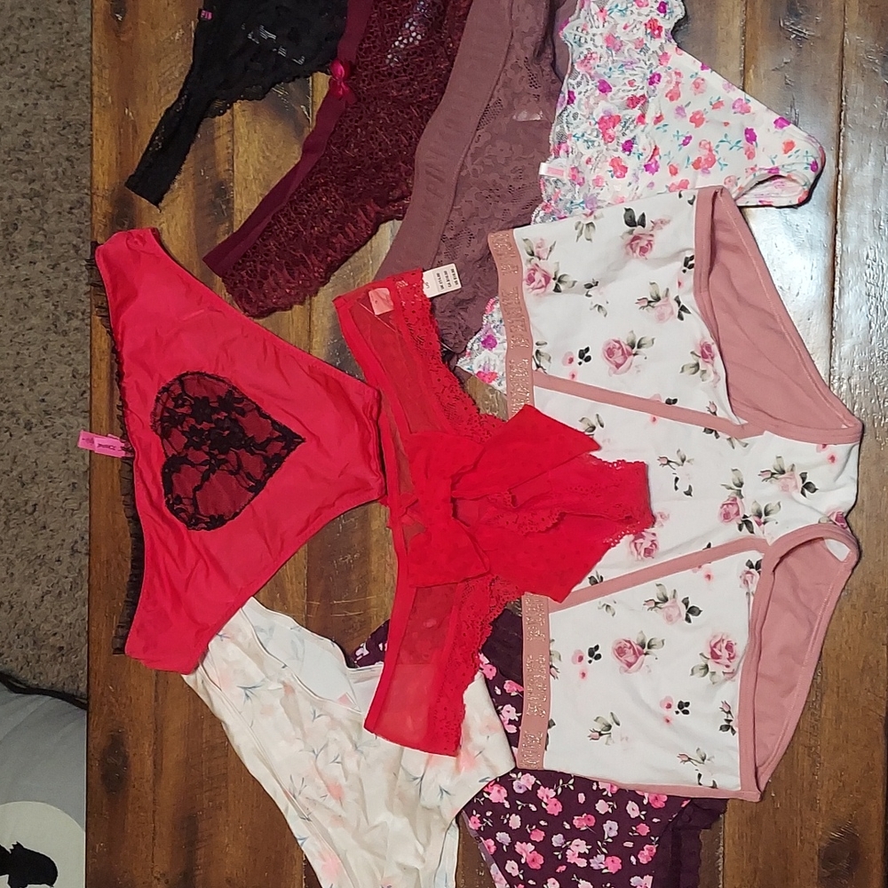 Mixed bundle of undies